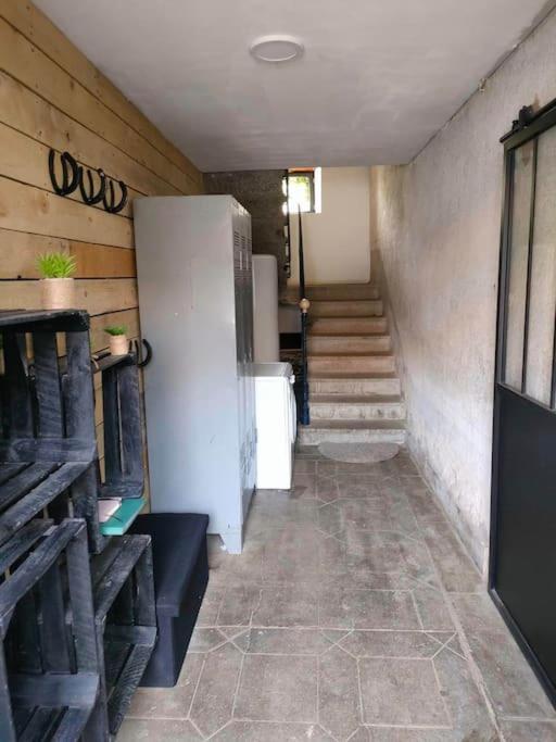 Gite La Roche Paisible Saint-Julien-de-Coppel Εξωτερικό φωτογραφία